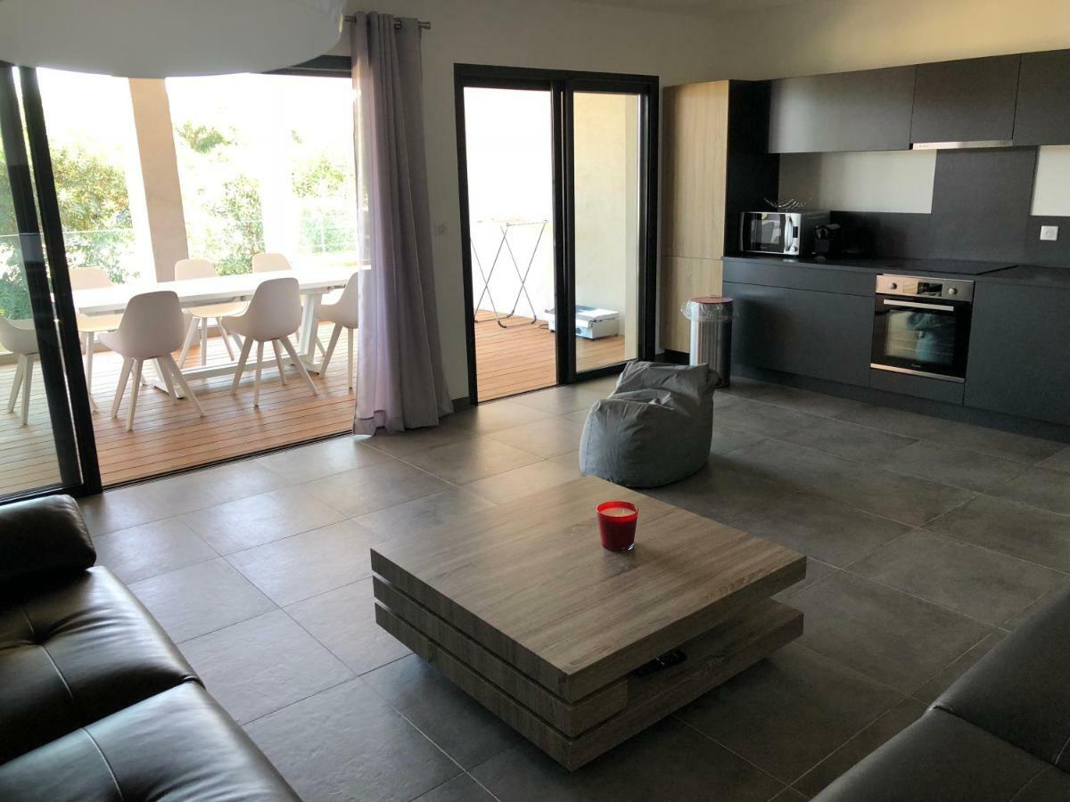 Residence Capriona ポルト・ポロ エクステリア 写真